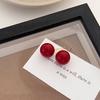 Pendientes de perlas con forma de gorro rojo vino para mujer, estilo retro de Hong Kong, pendientes de perlas rojas, nuevos y versátiles para el viajero diario, para Año Nuevo.