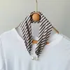 Preguiçoso Fivela Magnética Cachecol Verão Feminino Novo Cachecol All-match Cachecol Proteção do Pescoço Colar de Pérolas Decoração Atacado