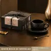 Elegante e simples conjunto de xícara e pires de café com padrão de pedra, caneca e colher para uso doméstico, uso pessoal, xícara para latte art, copo de água
