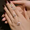 Joyería de Fábrica Juego de Tres Piezas de Plata de Ley S925 de Lujo con Microincrustaciones de Diamante de Alto Carbono Cuadrado, Pendientes, Collar y Anillo