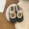 Sapatos Mary Jane Retro de Cor Sólida com Bolinhas Femininos 2026 Outono/Inverno Veludo Plus Quente Solado Macio Fundo Plano Slip-on Sapatos de Algodão com Pelo