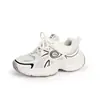 Zapatos para niños, zapatos de papá, nuevo modelo de primavera 2026, zapatillas de running de suela blanda para niños, parte superior de malla, zapatillas deportivas versátiles para niños mayores