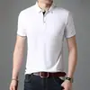 Polo de manga corta con solapa para hombre, camiseta de verano de marca de moda, estilo coreano, corte entallado, nueva camiseta de moda 2025, combinable con todo.