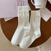 Calcetines de primavera y otoño para mujer, de color liso, con tiras gruesas, apilados, estilo japonés, estilo universitario, modernos, grises, Miu, de tubo medio y largo.