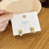 Pendientes de plata 925 con forma de aguja y perla cuadrada de metal de Corea del Sur, diseño de nicho, de alta gama, para mujer, 2023.