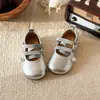 Sapatos Pequenos de Couro para Meninas Sapatos de Princesa Estilo Coreano Infantil Chegada Nova Outono 2026 Sapatos de Bebê Menina Sapatos de Menina Solado Macio Sapatos de Dança