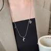 Colar de Aço Titânio Empilhado Coração Croissant Camada Dupla para Mulheres, Corrente de Clavícula com Design de Nicho de Luxo Leve, Acessório Prateado Doce e Descolado