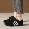 Zapatillas de entrenamiento alemanas de moda retro con estampado de leopardo para mujer, colección otoño 2026, nuevas zapatillas de carreras de suela gruesa, zapatillas deportivas y casuales de corte bajo