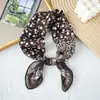 Lenço Quadrado Pequeno de Algodão e Linho Fino Fresco Respirável Feminino Macio Artístico Decorativo Lenço Pequeno Lenço de Verão Feminino Lenço Pequeno Versátil