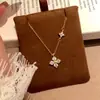Collar Colgante de Flor Doble Trébol de Cuatro Hojas Chapado en Oro de 18 Quilates Plata de Ley S925 para Mujer Cadena de Clavícula Versátil de Lujo Ligero Estilo Coreano Ins