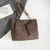 Bolso Casual de Moda Retro para Mujer 2025 Otoño Nuevo Bolso Tote de Gran Capacidad Estilo Occidental para Viajar Bolso de Hombro Portátil