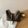 Nueva Bolso Tote de Hombro Grande Capacidad Versátil 2026 Estampado de Leopardo para Viajes Cotidianos Bolso Retro Bolso Cruzado de Moda Casual para Mujer