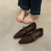 Zapatos Mary Jane Retro Franceses para Mujer 2025 Nuevos Zapatos Pequeños de Cuero Suave con Punta Cuadrada Boca Baja Zapatos con Plataforma Interna