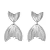 Pendientes grandes redondos de moda estilo europeo y americano, empalmados, con líneas geométricas exageradas y forma de corazón, perfectos para sesiones de fotos