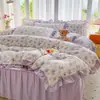Nuevo Estilo Fresco y Sencillo Gasa Arrugada Acolchada Dos en Uno Faldón de Cama Ajustable Juego de Cuatro Piezas