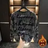 2026 Novo Estilo Moletom de Lã com Manga Longa e Estampa de Letras, Rasgado com Lantejoulas, Outono e Inverno, Design Versátil da Moda de Luxo de Alta Qualidade para Homens