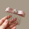 Peine elegante y voluminoso para mujer, creando un look dulce y encantador con un pasador de lazo, perfecto para un peinado alto y versátil, nuevo peine y accesorios para el cabello 2026