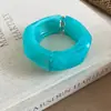 Pulsera redonda abierta de resina de borde ancho europea y americana, inspirada en la dopamina, fresca y versátil, joyería de nicho de alta gama para mujer