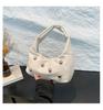 Bolso de Hombro Cruzado de Nicho de Moda Estilo Occidental Distintivo Primavera 2025 Nuevo Estilo Coreano Distintivo Portátil Bajo el Brazo Bolso de Media Luna