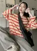 Otoño 2026 Nuevo Diseño Tallas Grandes Holgados Casuales Tops para Mujer Cuello Redondo Rayas Manga Larga Camiseta para Mujer Moderna
