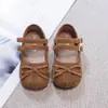 Sapatos de Princesa Estilosos para Meninas 2026 Primavera/Outono Laço de Veludo Solado Macio Fivela Dupla Versátil Confortável Sapatos Individuais Pequenos para Bebê