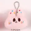 Colgante de Gato de Dibujos Animados Muñeca Pequeña Accesorios Expresión Linda Gato de Peluche con Lunares Broche Gato Muñeca Decorativa para Ropa Bolsos