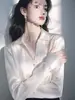 Camisa de Seda Blanca de Lujo Ligero de Manga Larga para Mujer, Nuevo Estilo Primavera y Otoño, Camisa Básica Profesional de Alta Gama Estilo Francés Sencillo