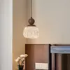 ¡Guau! Candelabro de comedor hecho a medida estilo mediados de siglo con un toque de alta gama, luz de techo pequeña color nogal retro para protección ocular para entrada y pasillo