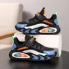 Sapatos Infantis 2026 Outono Sapatos de Menino Tênis de Treino de Basquete para Menino Sapatos Esportivos de Corrida Modernos Tendência Online