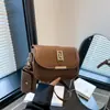 Moda Coreana 2025 Verão Novo Estilo Retrô Casual Textura de Luxo Leve Design de Nicho Versátil Ombro Único Transversal