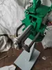 Máquina manual de prensado de bordes de chapa metálica, máquina de aislamiento térmico y levantamiento de alambre, máquina enrolladora de láminas de aluminio accionada por manivela, máquina de doblado de codos, máquina laminadora, máquina de repujado