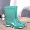 Botas de lluvia clásicas resistentes al desgaste para mujer, botas de lluvia de trabajo de caña media, botas de lluvia de protección laboral, zapatos de cocina para mujer, zapatos de agua planos para adultos para mujer.