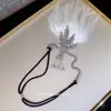 Pasador de Pelo con Borla de Plumas Estilo Bosque, Pinza Lateral de Ala de Ángel Negra, Accesorio de Alto Nivel para Performance, Venta al por Mayor de Accesorios para el Cabello