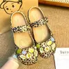 Accesorios para zapatos de ballet con estampado de leopardo DIY, estrellas de felpa adecuadas para zuecos, dijes de zapatos de moda y versátiles, hebillas decorativas de Gato KT
