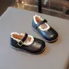 Zapatos de Cuero para Niñas 2025 Primavera y Otoño Estilo Coreano Pequeños Zapatos de Princesa Chanel Bebé Cómodos Suela Suave Pezuña de Oveja Encaje Zapatos Individuales Pequeños