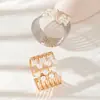 Fabricantes de Yiwu joias exageradas europeias e americanas novas joias liga de alta qualidade leque simétrico pulseira de pérola feminina
