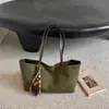 Bolsa tote simples de lona para mulheres, bolsa de ombro grande para o dia a dia, nova coleção outono 2026, cor sólida, estilo descontraído, bolsa de mão