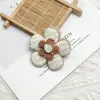 Novos Acessórios de Moda Elegantes Outono e Inverno Cor Bege Laço Tridimensional Coelho Urso Flor Peças DIY Feitas à Mão