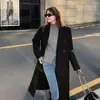 Trench coat de cor cáqui para primavera e outono para mulheres, novo casaco de comprimento médio até o joelho estilo coreano 2026 para figuras petites, moderno