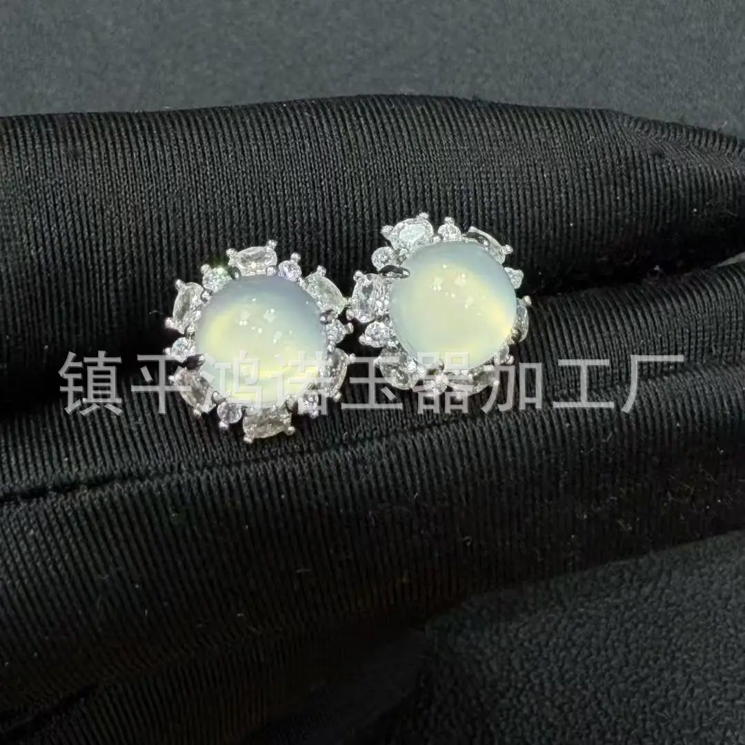 微信图片_20251121074858_2469_256.j