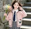 Suéter para Meninas Primavera Outono Inverno Conjunto de Três Peças Estilo College Chique Top para Crianças Médias e Grandes Jaqueta Cardigan de Tricô para Menina
