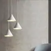 Lámpara de Araña para Restaurante Combinación Lámpara Moderna Simple Personalizada Creativa Resina Lámparas de Celebridad de Internet Lámpara LED para el Hogar Dormitorio Mesita de Noche