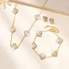Set de Flores de Trébol de Cuatro Hojas Transfronterizo Joyería de Acero de Titanio al por Mayor Joyería de Acero Inoxidable de Lujo Ligero de Gama Alta