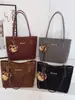Bolsos de Gran Capacidad Otoño e Invierno 2025 Nuevo Bolso de Hombro Retro para Mujer para Viajes Diarios Bolso de Clase para Estudiantes Universitarios Bolso Tote