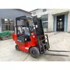 Empilhadeira elétrica tipo carro para carga e descarga Caminhão de elevação hidráulica de quatro rodas Empilhador de carga balanceado de quatro pontos de apoio