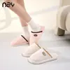 Pantuflas de felpa de algodón Hamudin con bloques de color liso para mujer, adecuadas para otoño e invierno, con suelas suaves, diseño antideslizante y un ajuste cálido y cómodo para uso en interiores