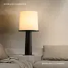 2026 Nova Luminária de Mesa Estilo Vintage Personalizada para Sala de Estar e Estudo, Luminária Atmosférica para Quarto e Cabeceira, Madeira Maciça e Tecido de Alta Qualidade, Design Simples