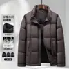 Jaqueta de Penas Masculina 2026 Outono/Inverno Gola Alta Versão com Zíper Padrão Nacional 90% Penas de Pato Branco Jovem Casual Quente Casaco de Penas