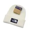 Gorro de Invierno para Hombre y Mujer con Gorro de Punto Simple Europeo y Americano con Bordado de Letras Cálido Gorro de Lana para Exteriores a Prueba de Frío Pulóver