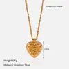 Collar Retro Francés Trenzado Estrella y Luna de Acero Inoxidable, Personalizado y Moderno Colgante de Metal Tejido para Mujer Cadena de Acero de Titanio